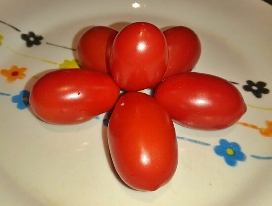 Розовый изюм